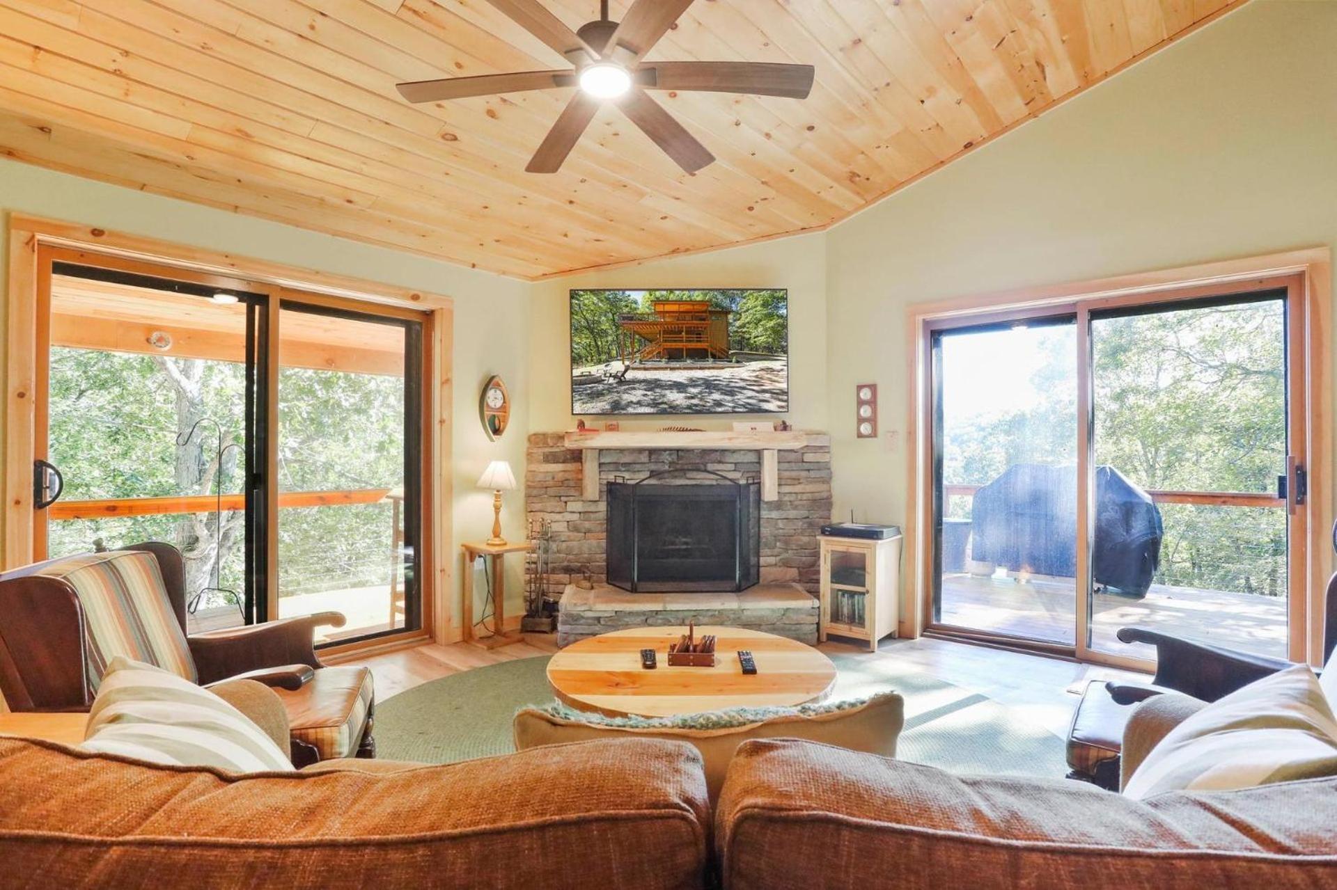 Camp Dancing Bears -Classic Retreat Morton Grove Extérieur photo